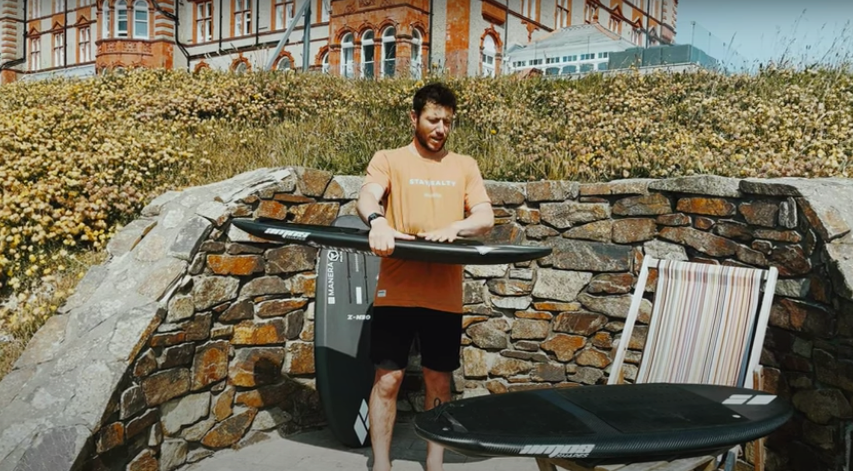 Tom Earl does best Foilboard review